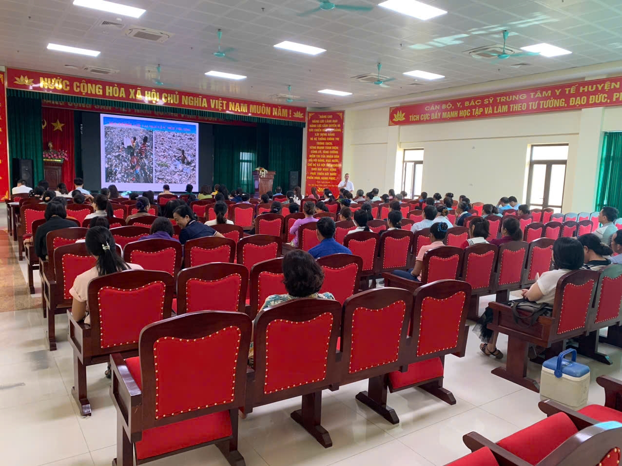 z5915742621887 98ff39e814988c89240b4bac356e56f6